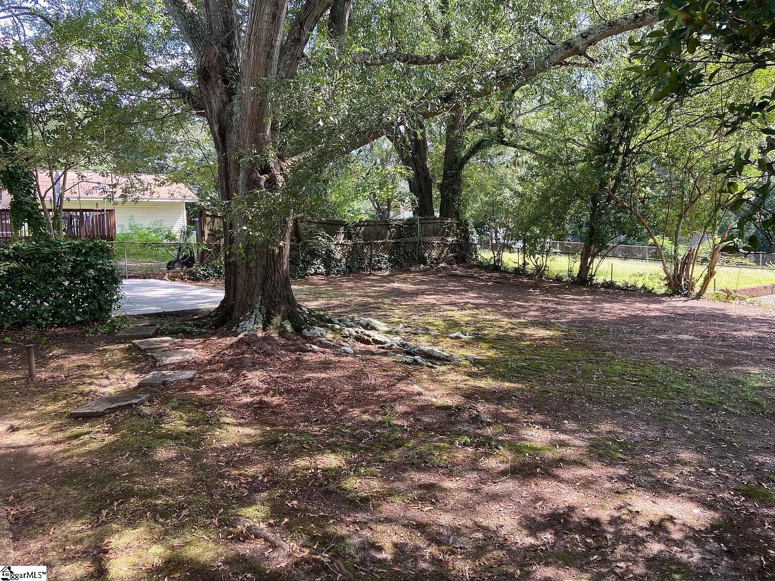 4 Elletson Drive Property Photo 16
