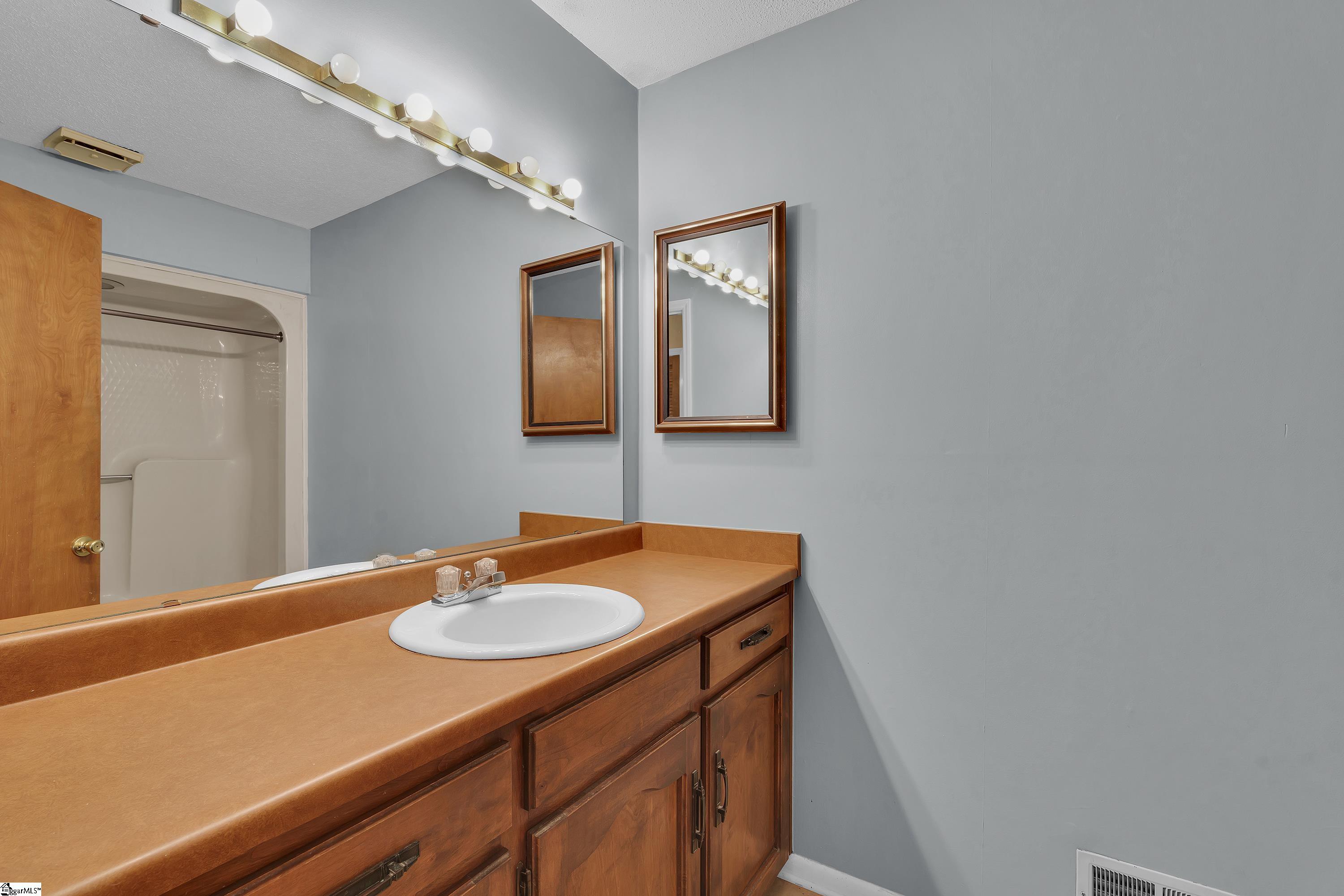 307 Seven Oaks Lane Property Photo 21