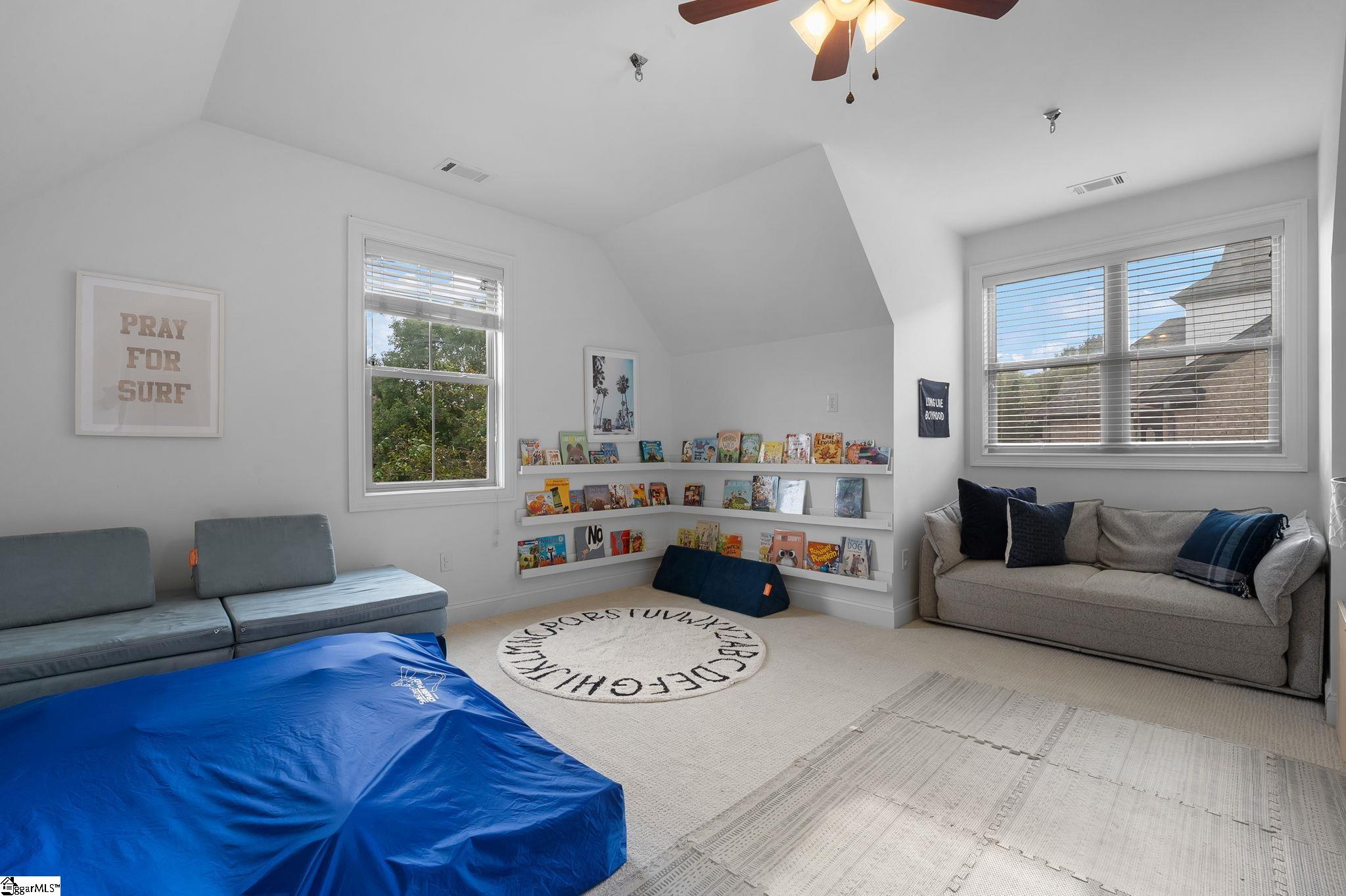 10 Griffith Knoll Way Property Photo 43