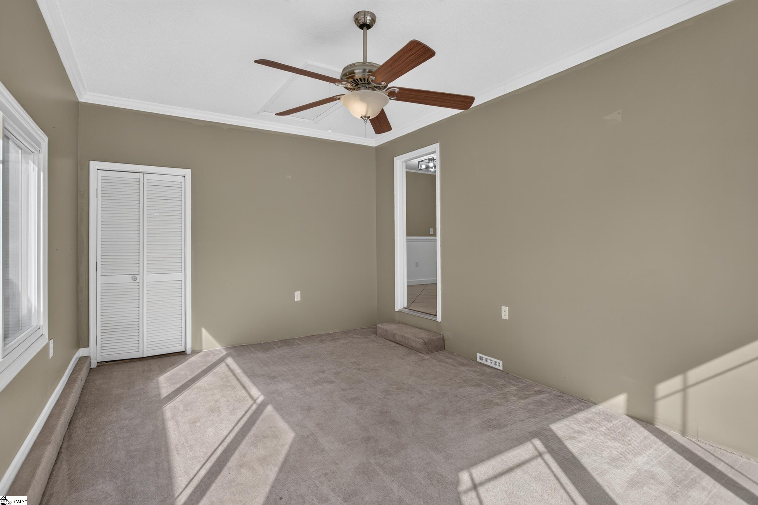 202 Hemlock Avenue Property Photo 10