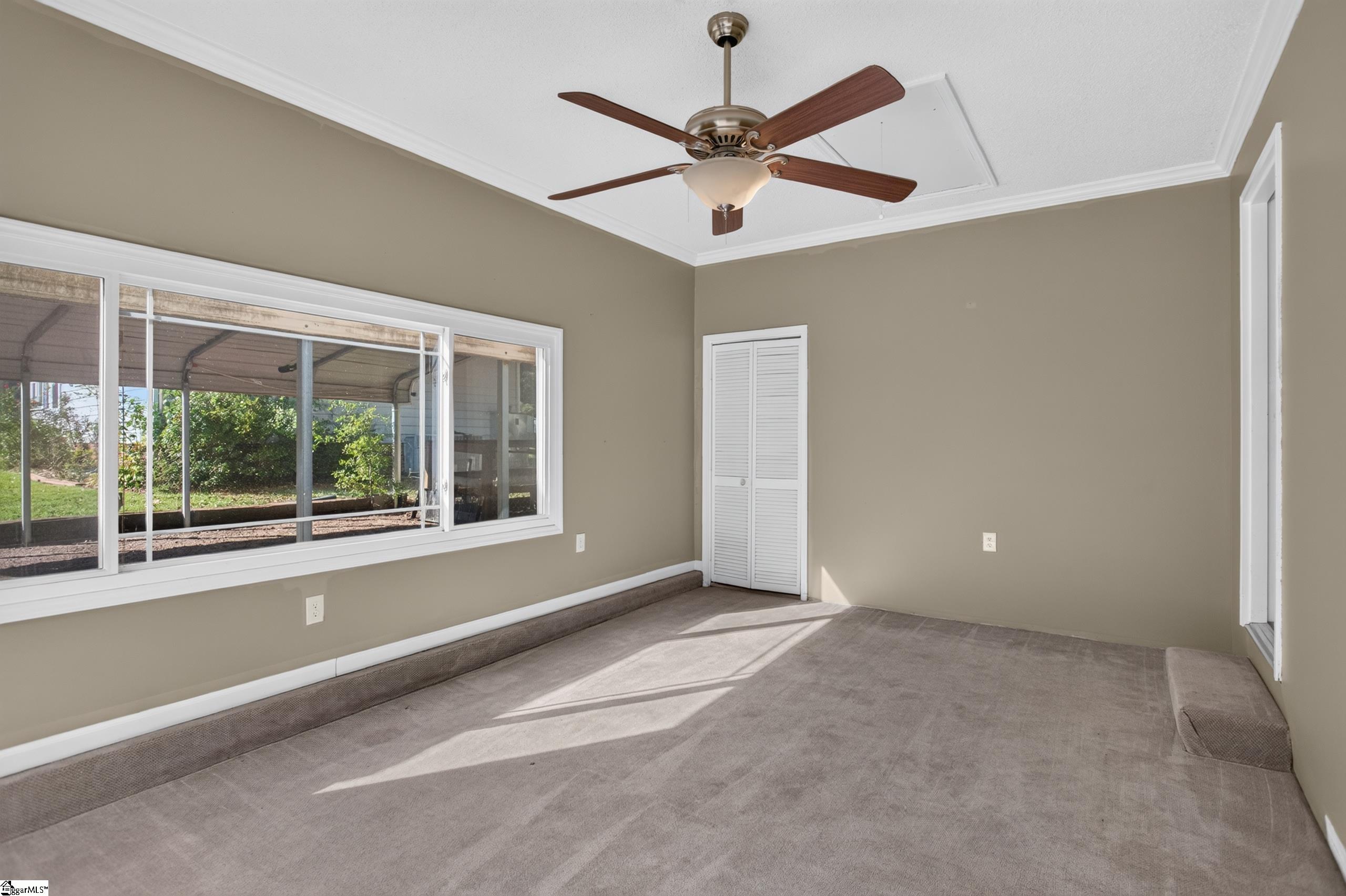 202 Hemlock Avenue Property Photo 11