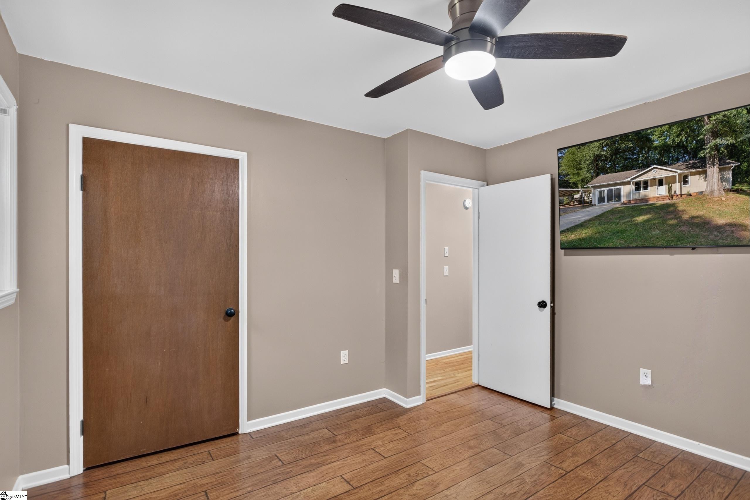 202 Hemlock Avenue Property Photo 14