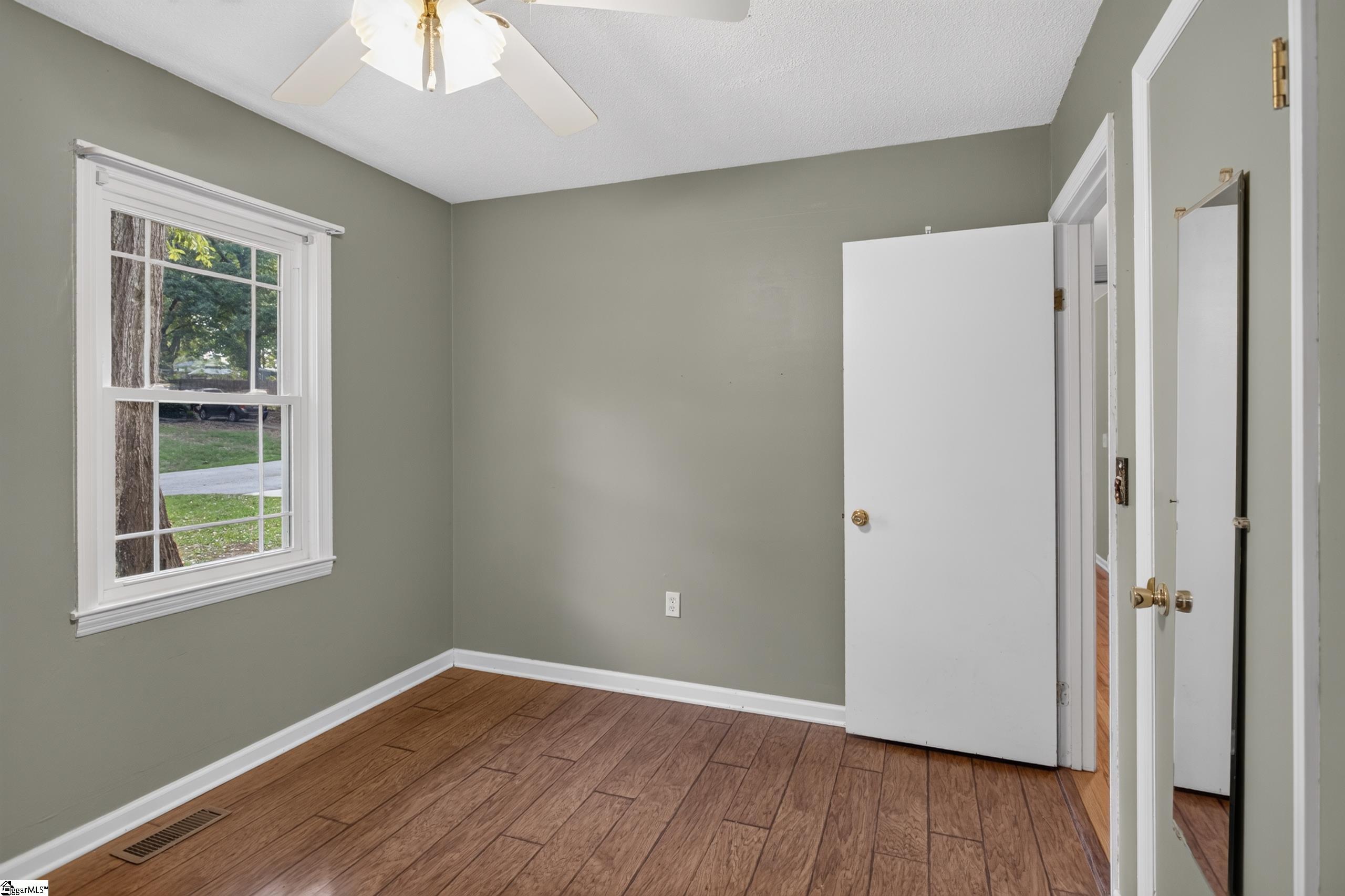 202 Hemlock Avenue Property Photo 20