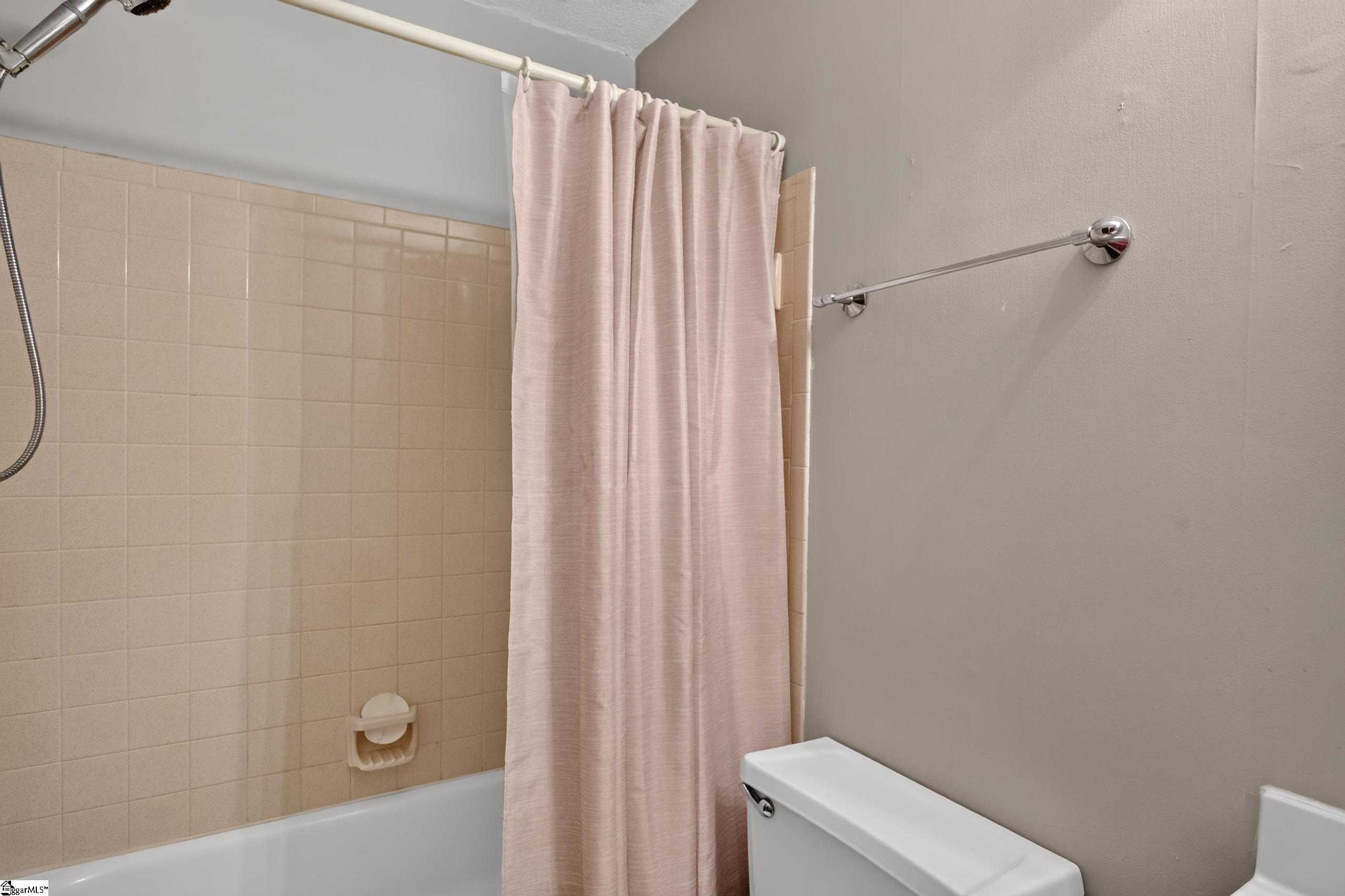 202 Hemlock Avenue Property Photo 22