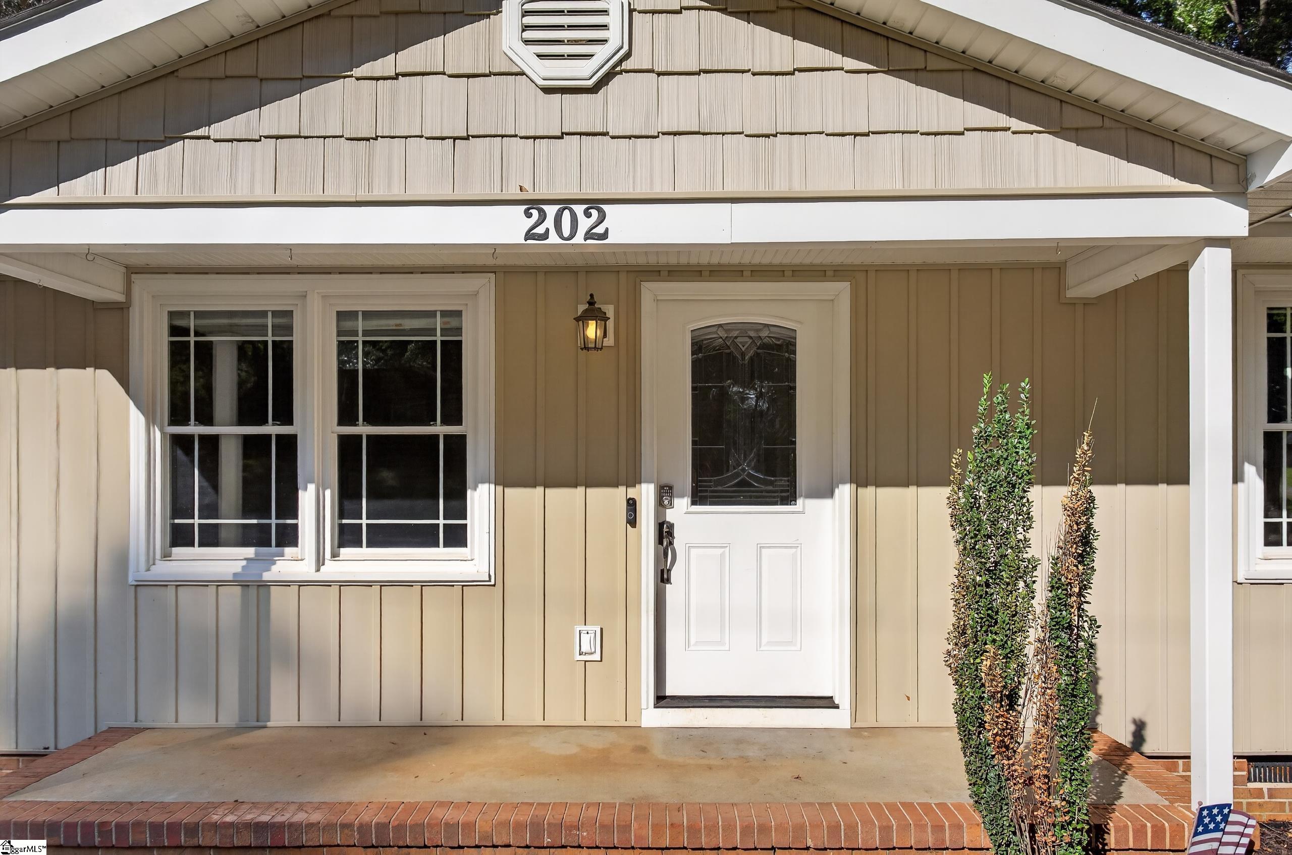 202 Hemlock Avenue Property Photo 35