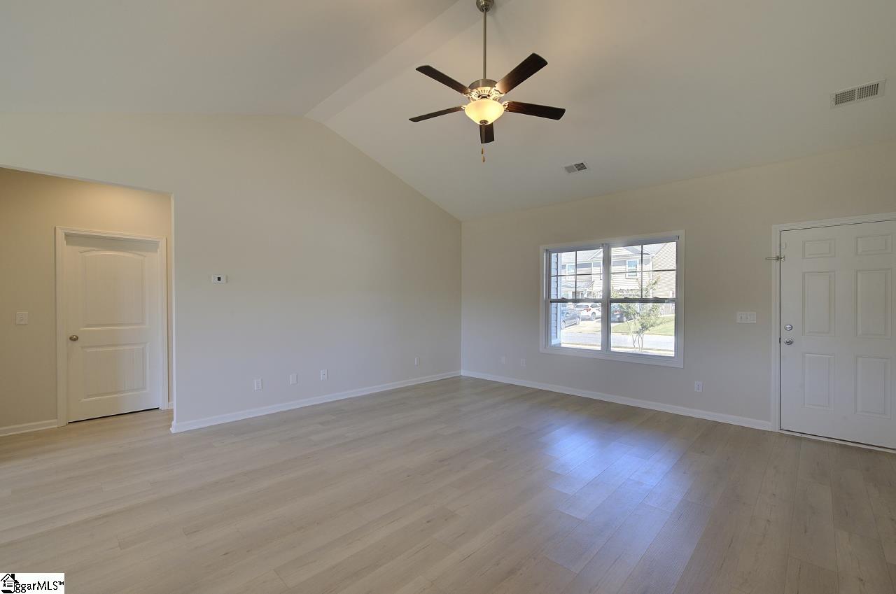 203 Icebow Road Property Photo 6