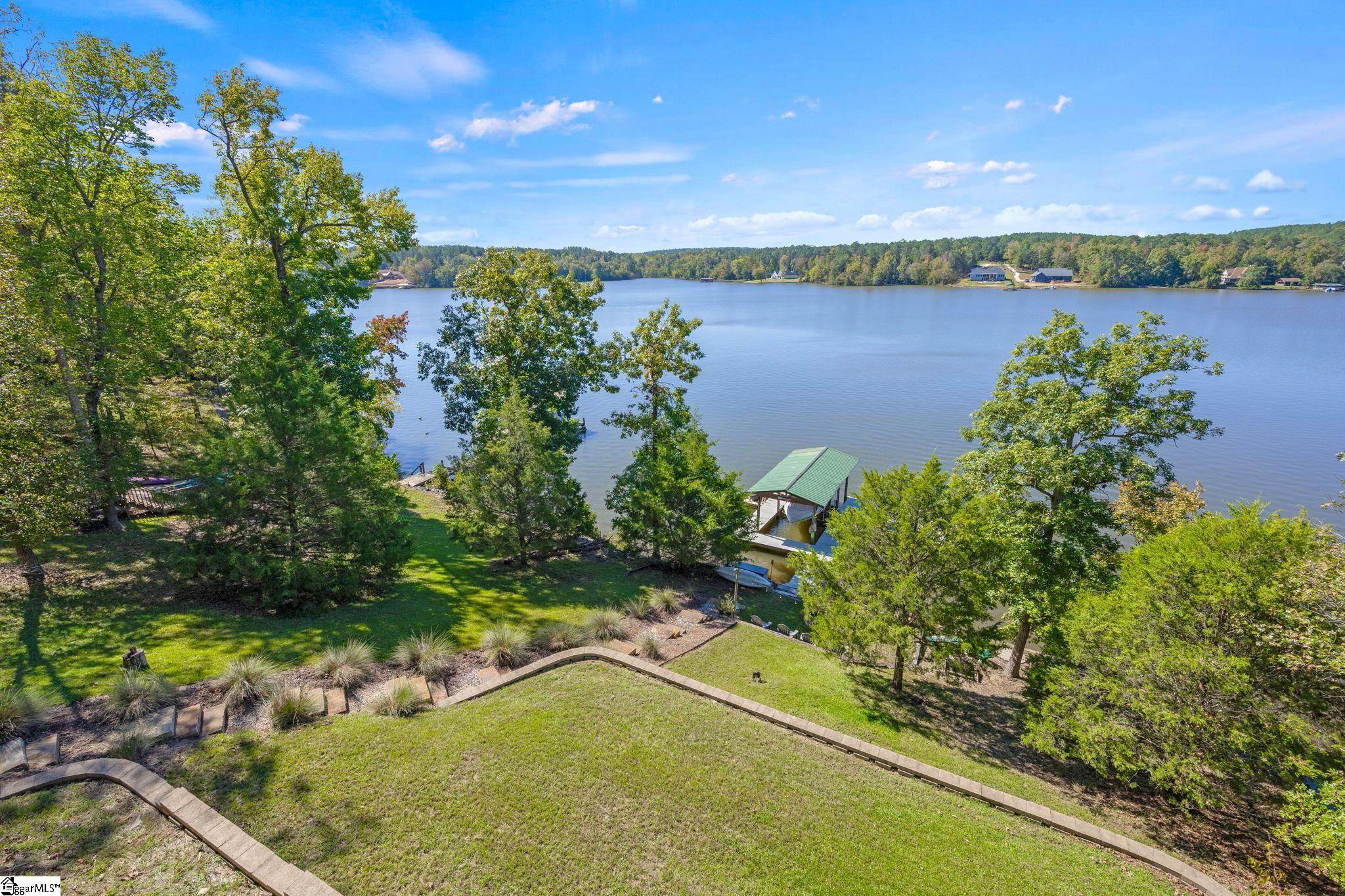 270 Twin Oak Road Property Photo 5