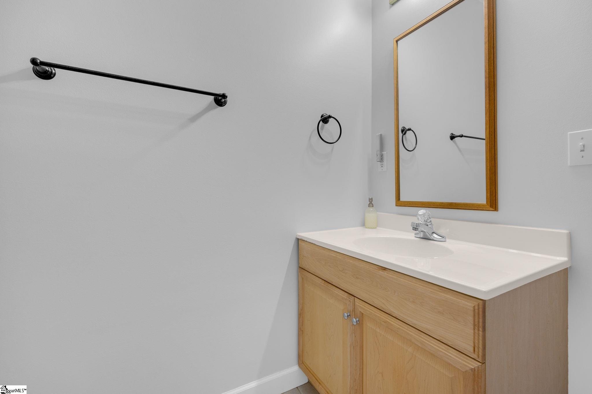 270 Twin Oak Road Property Photo 33