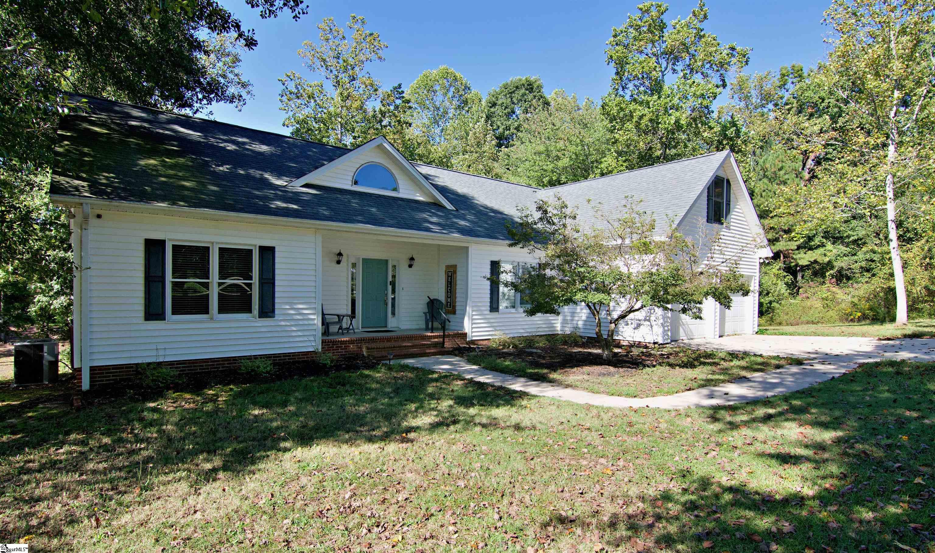 206 Petty Road Property Photo 1
