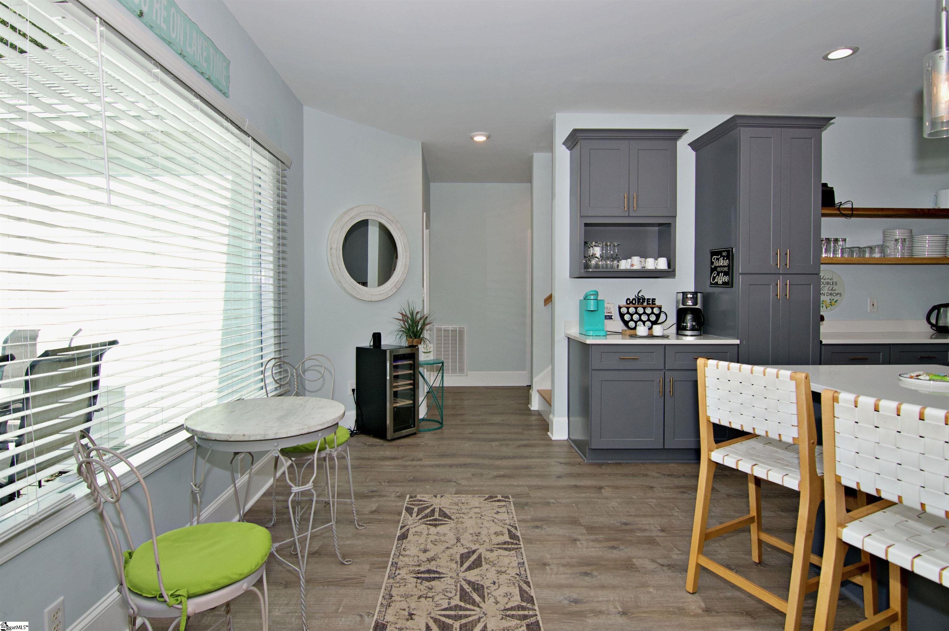 206 Petty Road Property Photo 8