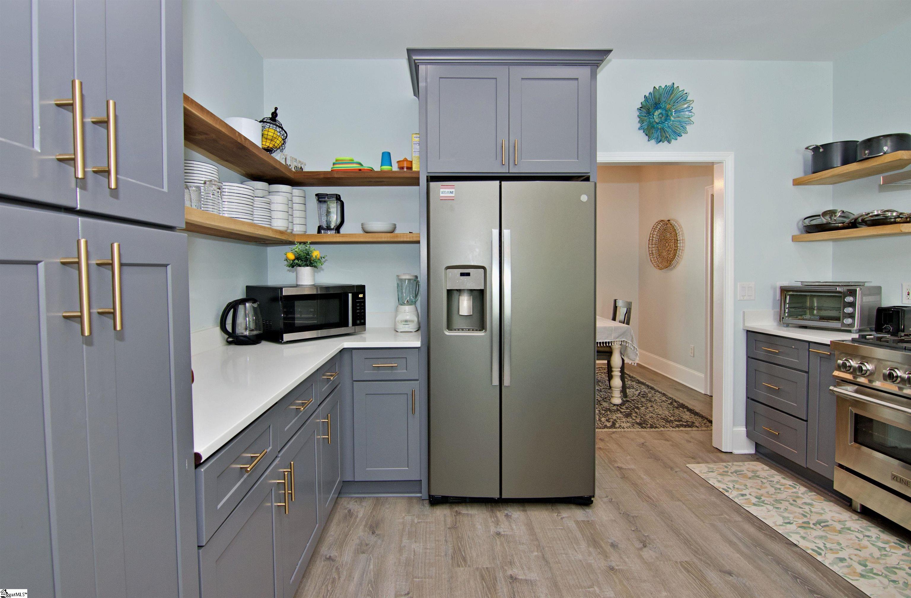 206 Petty Road Property Photo 10
