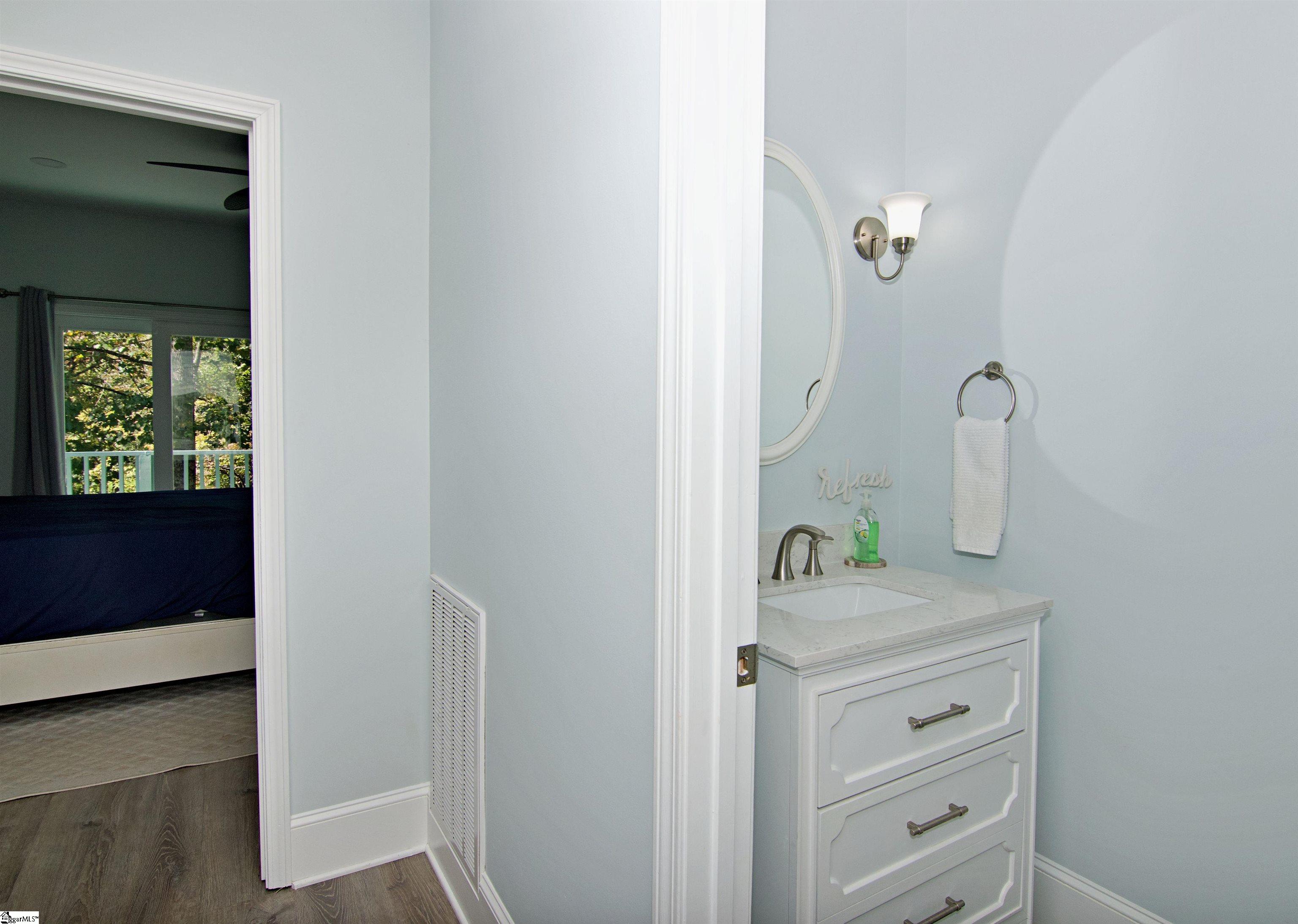 206 Petty Road Property Photo 24