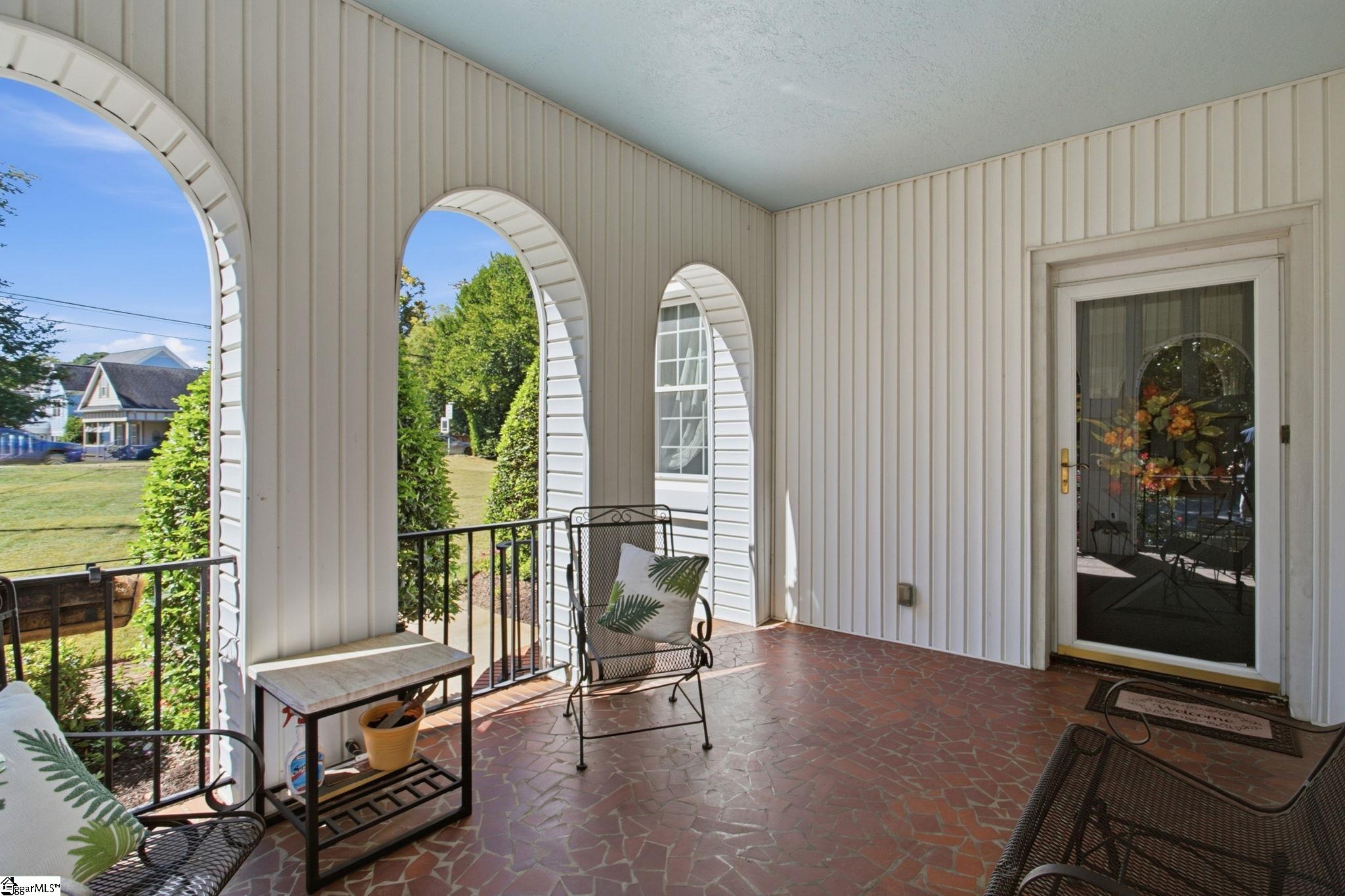 2421 Augusta Street Property Photo 4
