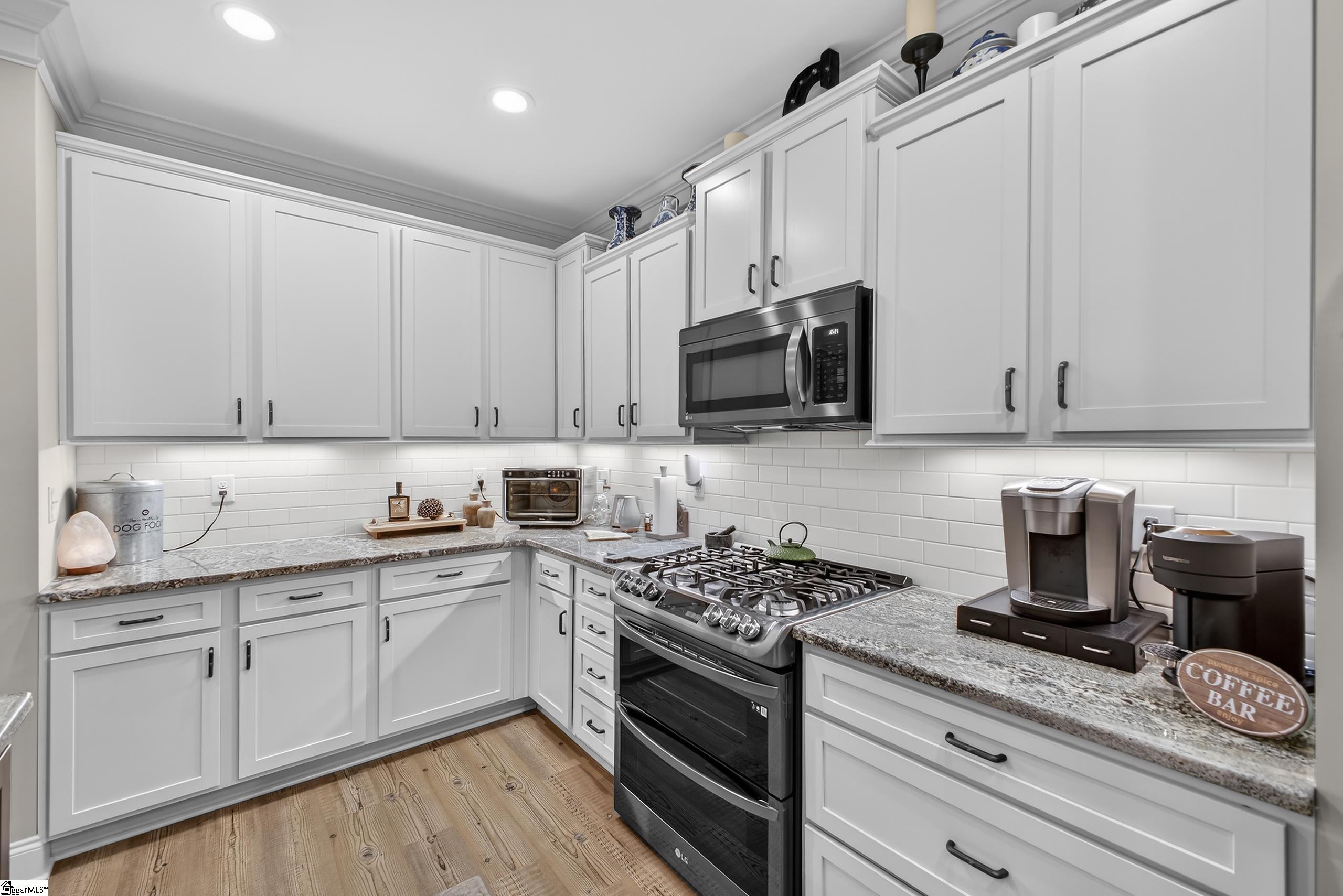 501 Wynstone Place Property Photo 14