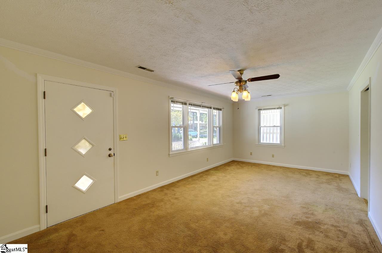 127 Bessie Avenue Property Photo 6