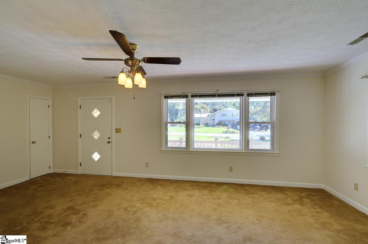 127 Bessie Avenue Property Photo 7