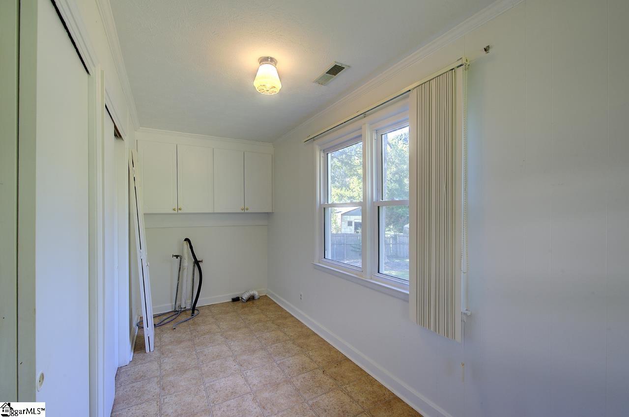127 Bessie Avenue Property Photo 22