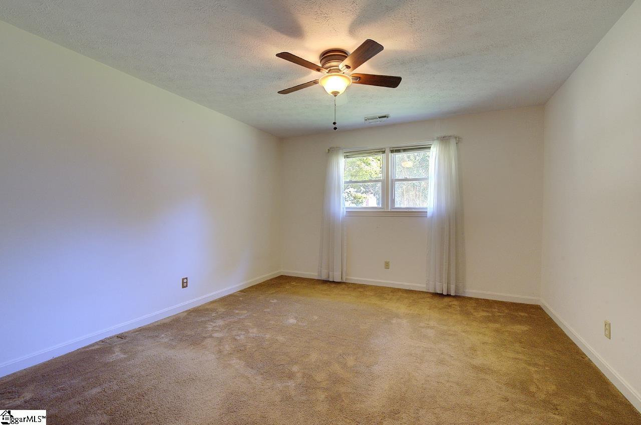 127 Bessie Avenue Property Photo 30