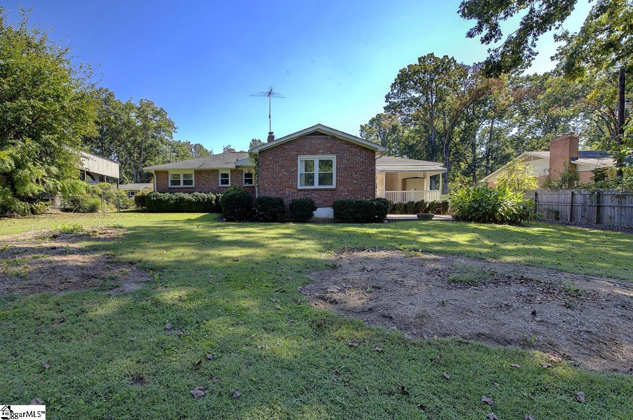 127 Bessie Avenue Property Photo 31