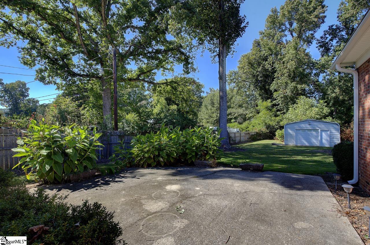 127 Bessie Avenue Property Photo 35