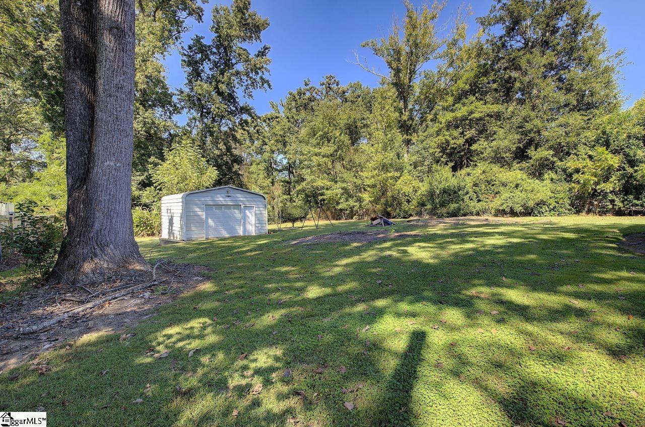 127 Bessie Avenue Property Photo 37