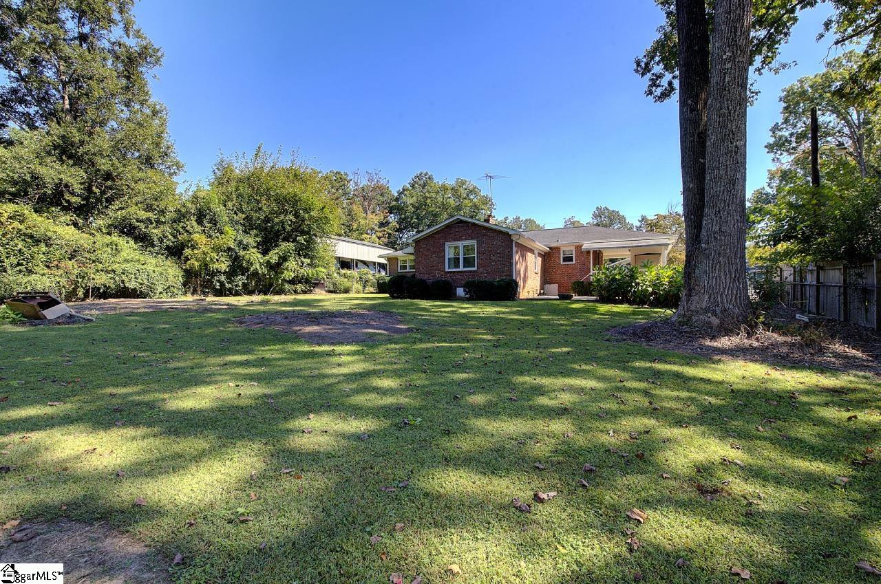 127 Bessie Avenue Property Photo 38