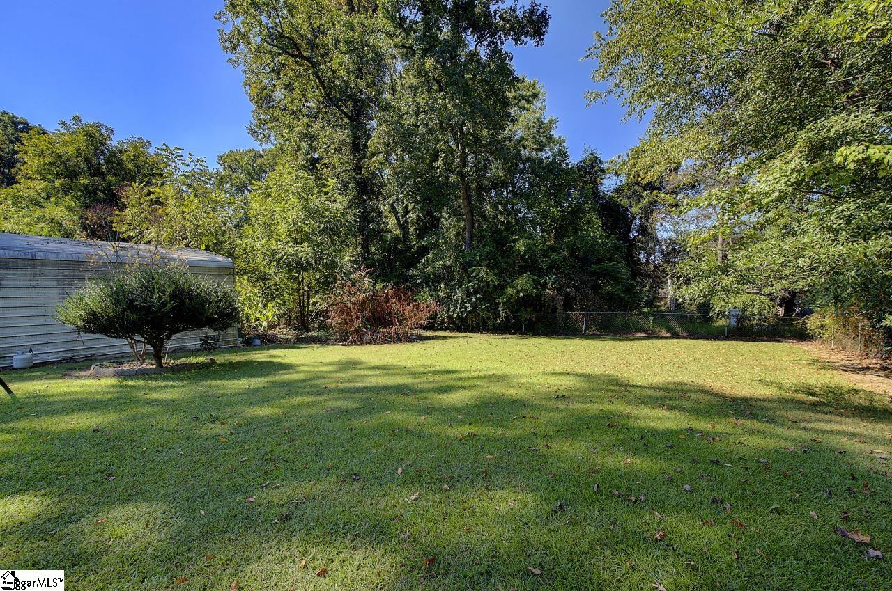 127 Bessie Avenue Property Photo 40