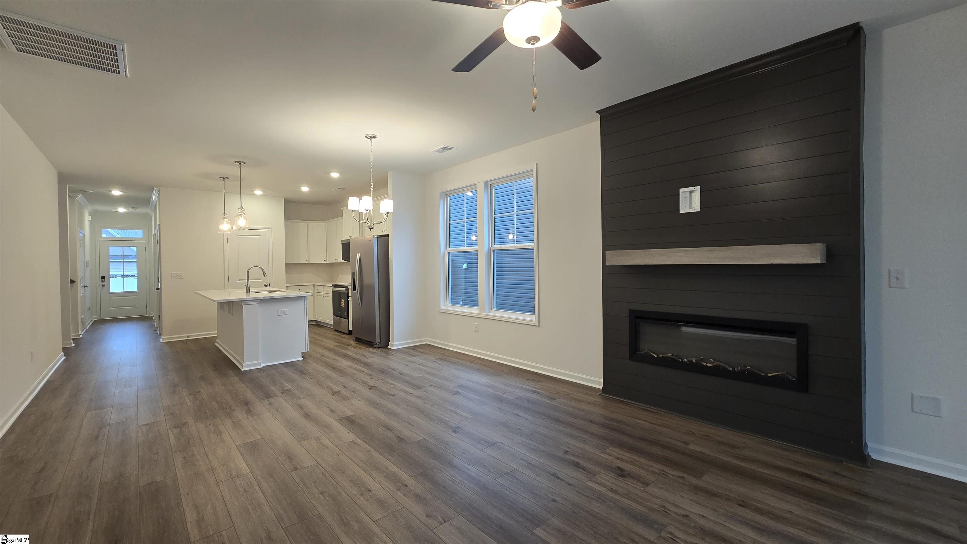 50 Halsey Street Property Photo 4
