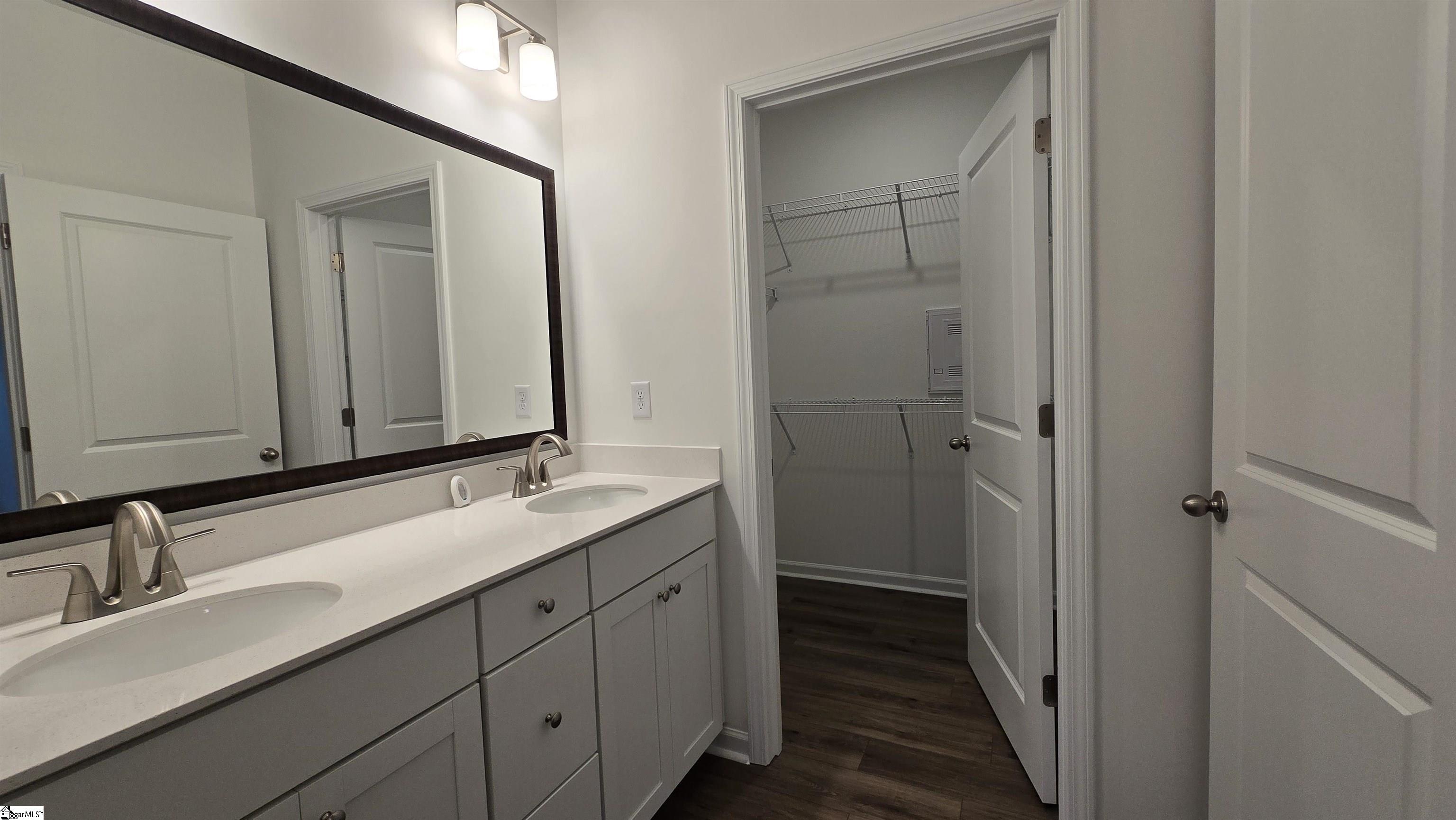 50 Halsey Street Property Photo 6