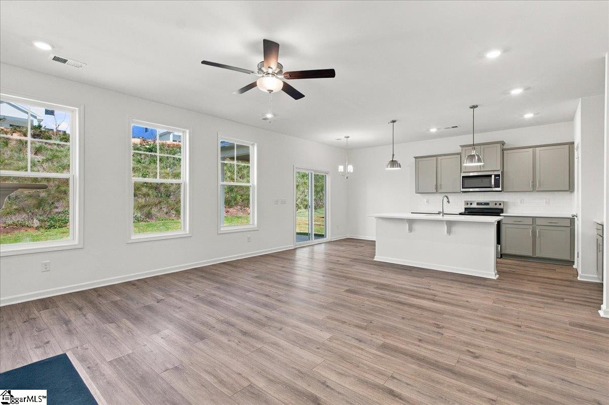 12 Gateway Street Property Photo 3