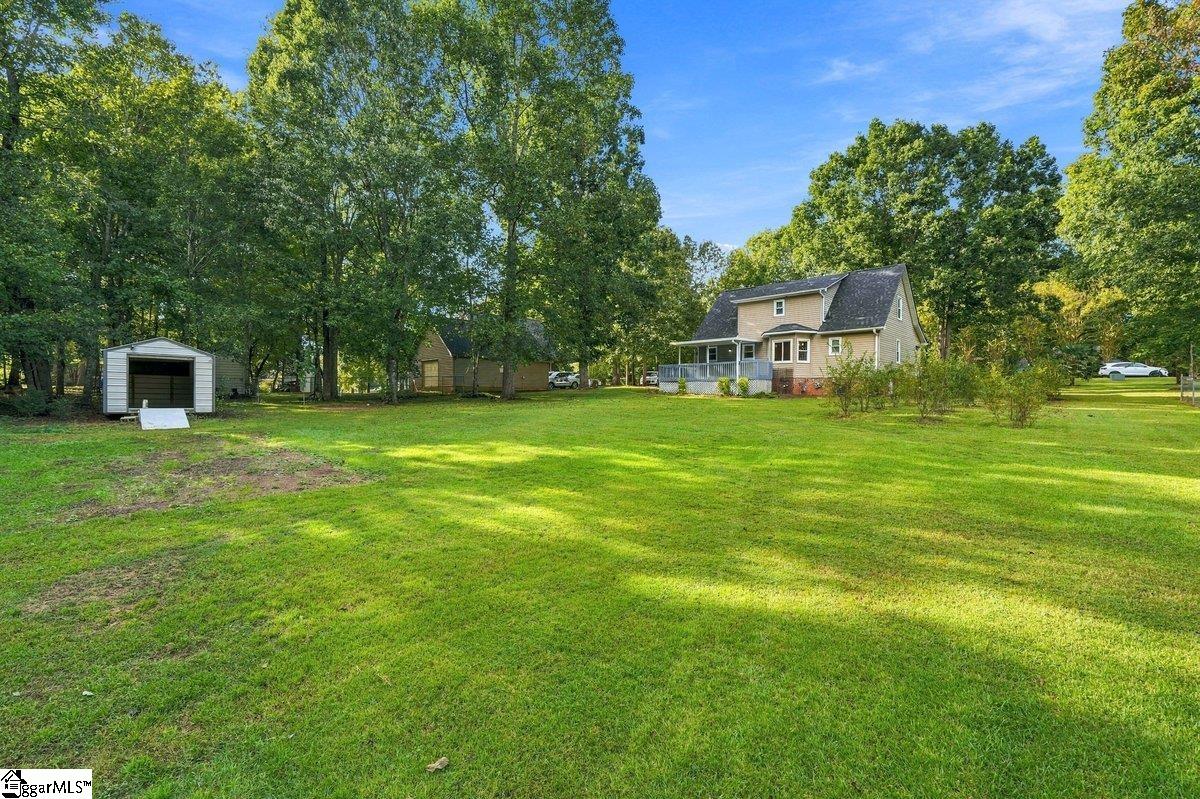 302 Hamilton Forest Drive Property Photo 5