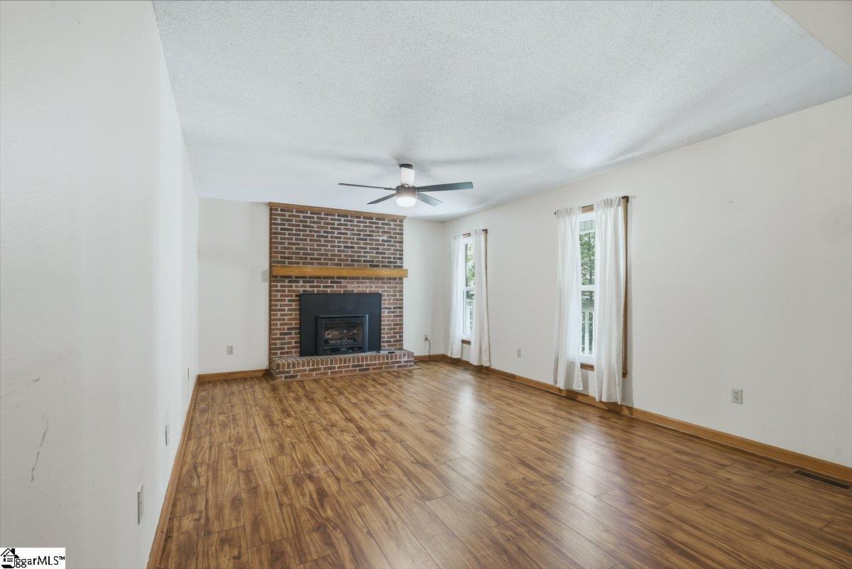 302 Hamilton Forest Drive Property Photo 11