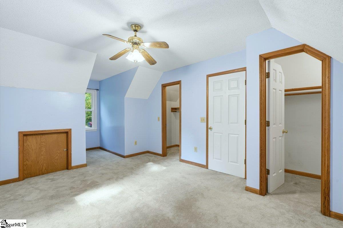 302 Hamilton Forest Drive Property Photo 28