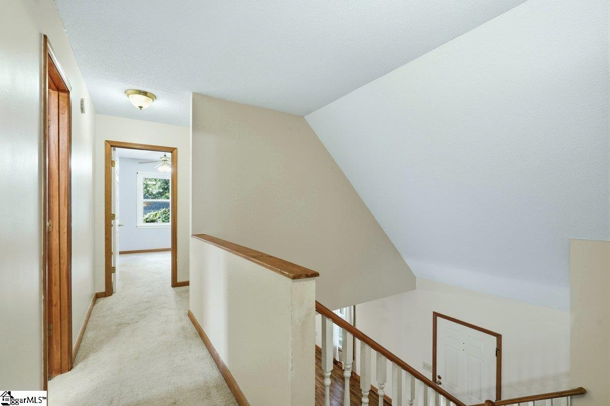 302 Hamilton Forest Drive Property Photo 33