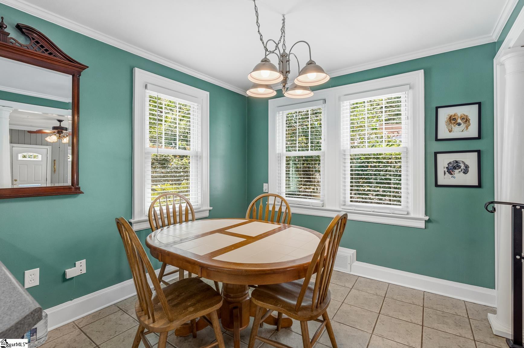 1819 Club Drive Property Photo 15