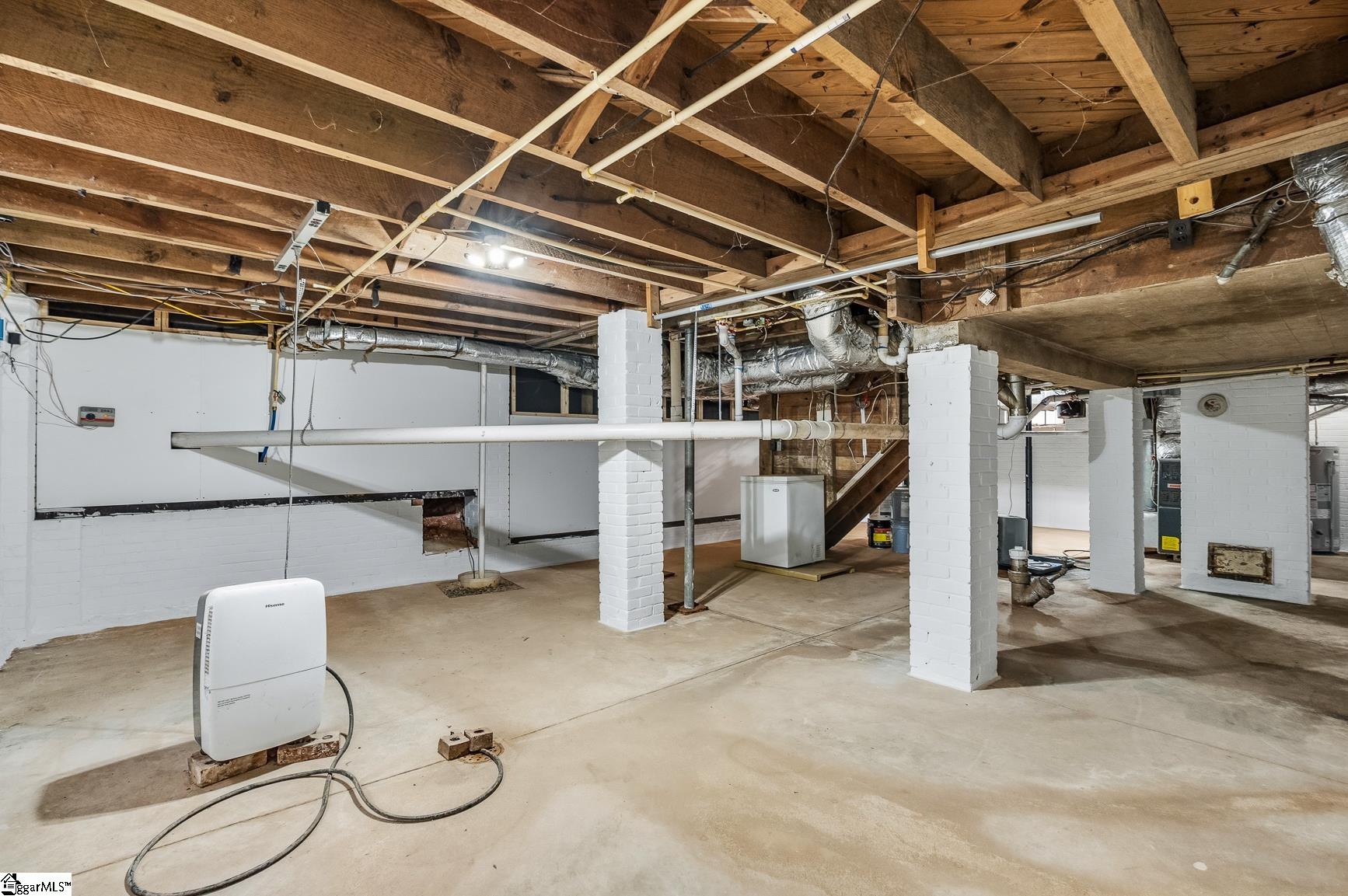 1819 Club Drive Property Photo 31