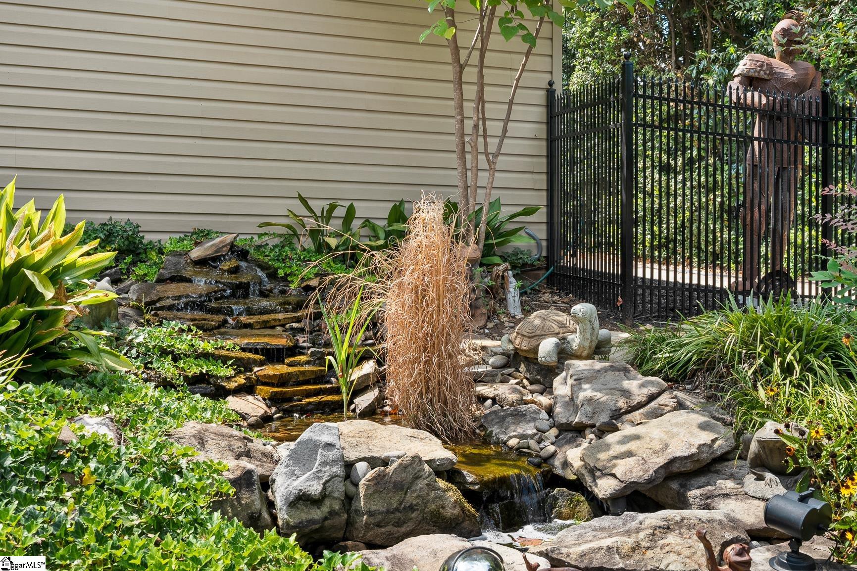 1819 Club Drive Property Photo 35