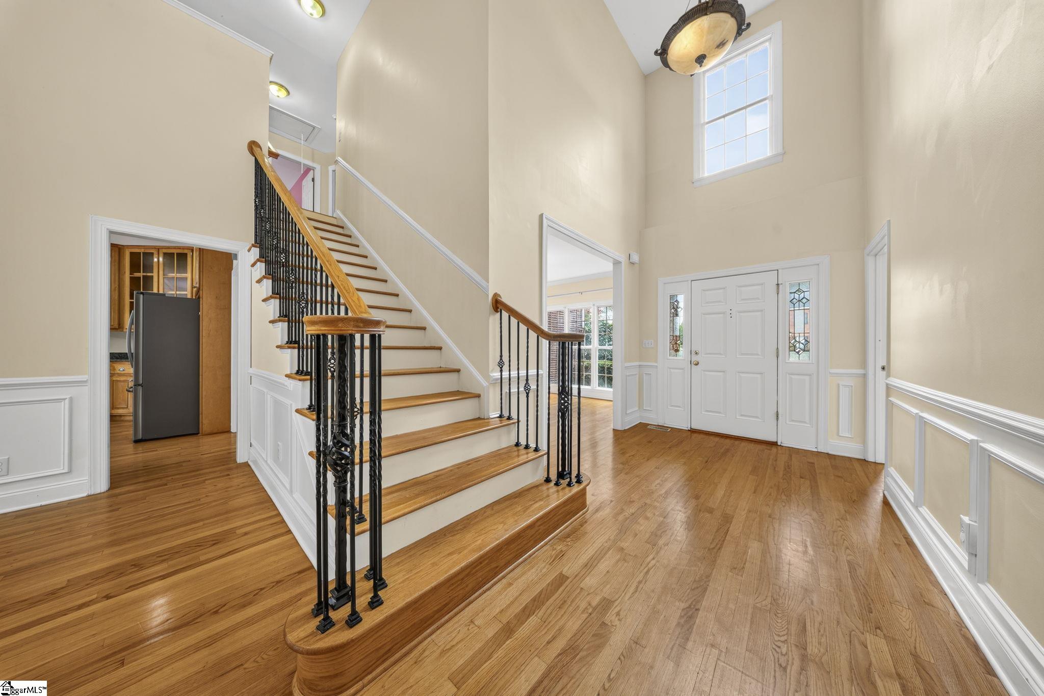 335 Benford Drive Property Photo 3