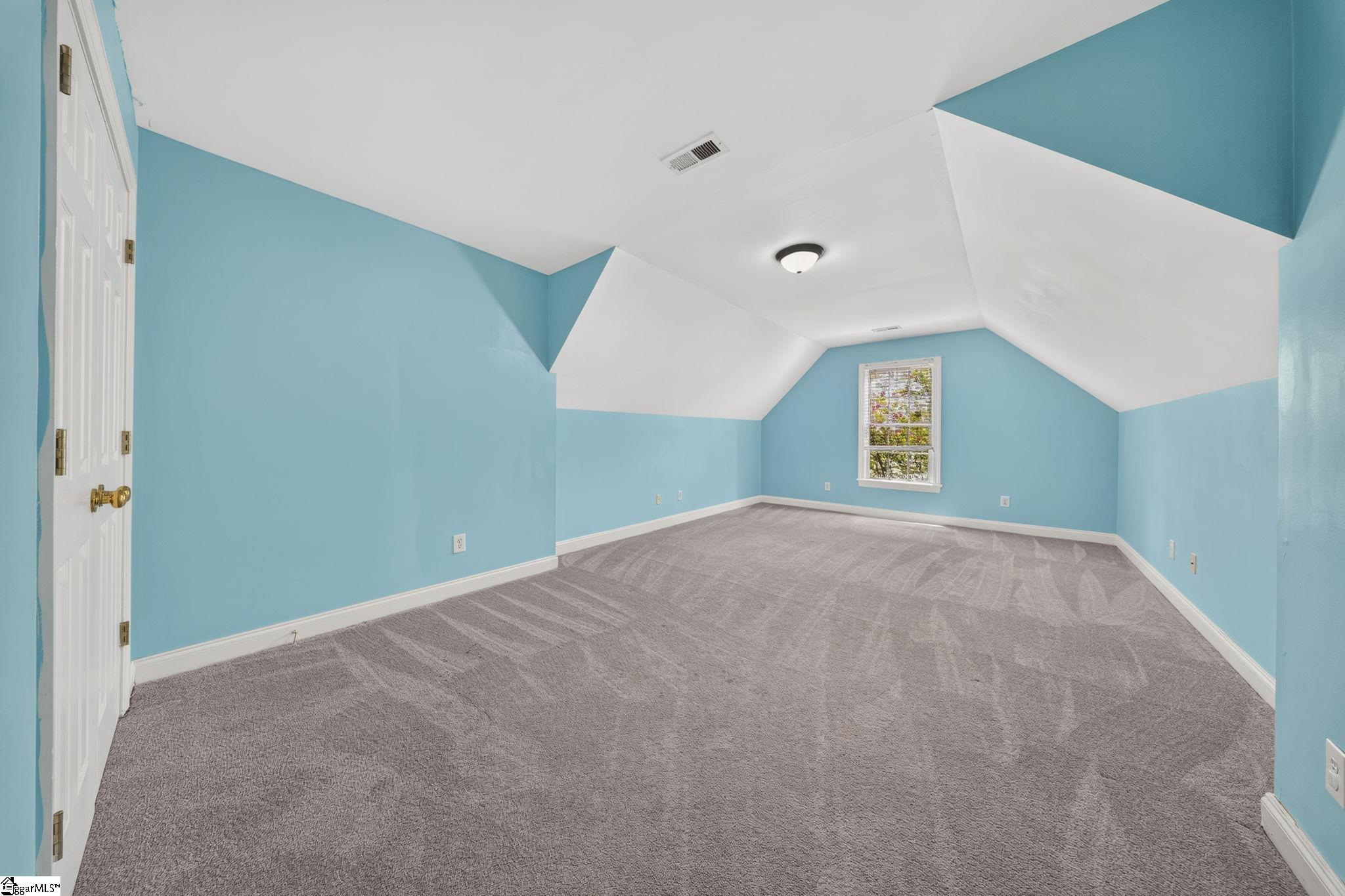 335 Benford Drive Property Photo 15