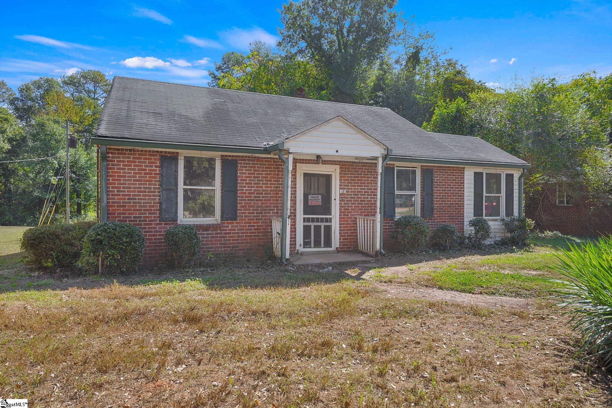 18 Ridgeway Drive Property Photo 1