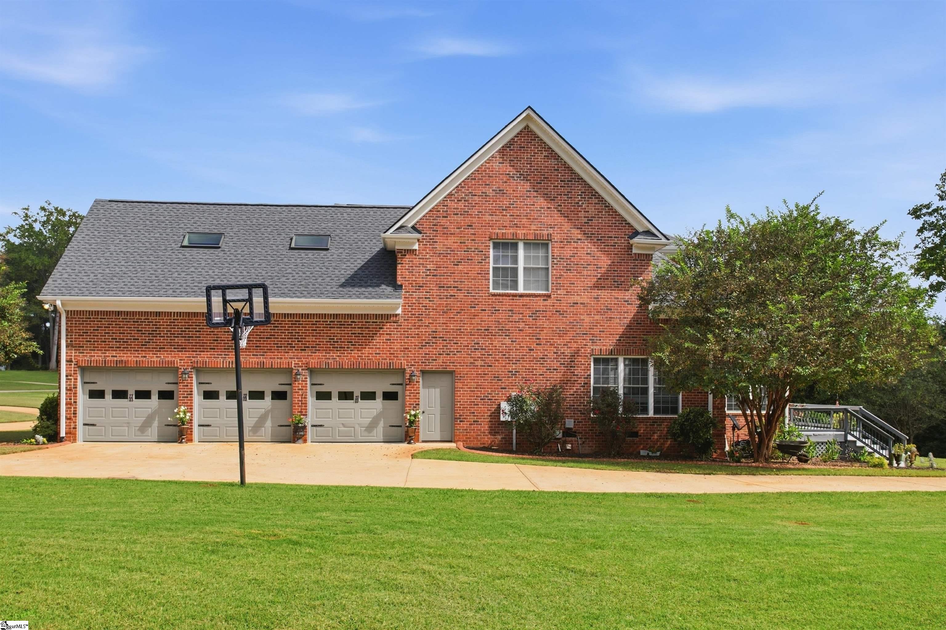 16 Fairway Drive Property Photo 47