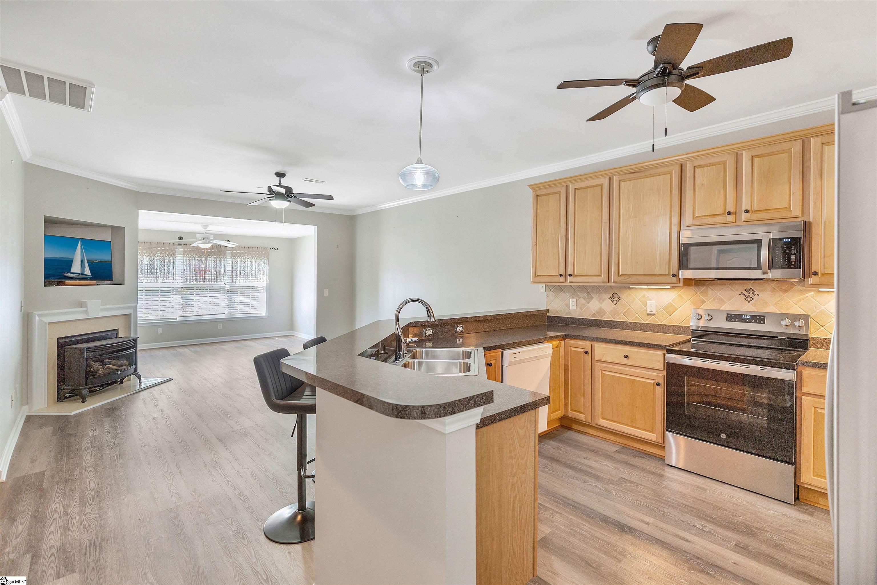 118 Shipyard Circle Property Photo 4