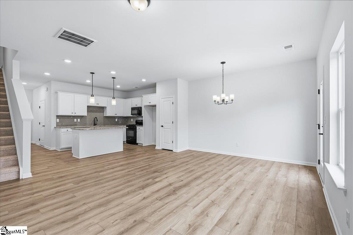 40 Lone Cypress Street Property Photo 12