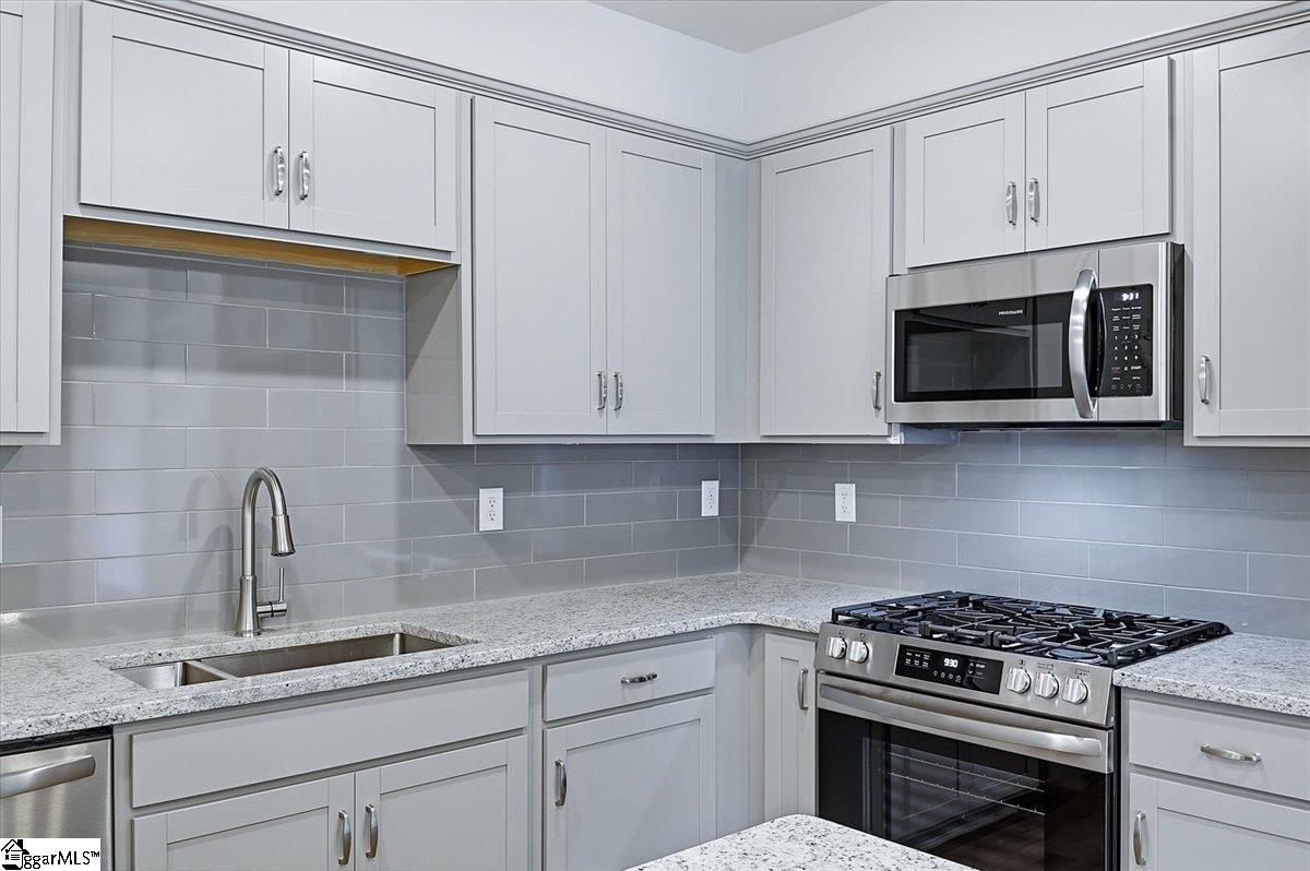 42 Lone Cypress Street Property Photo 11