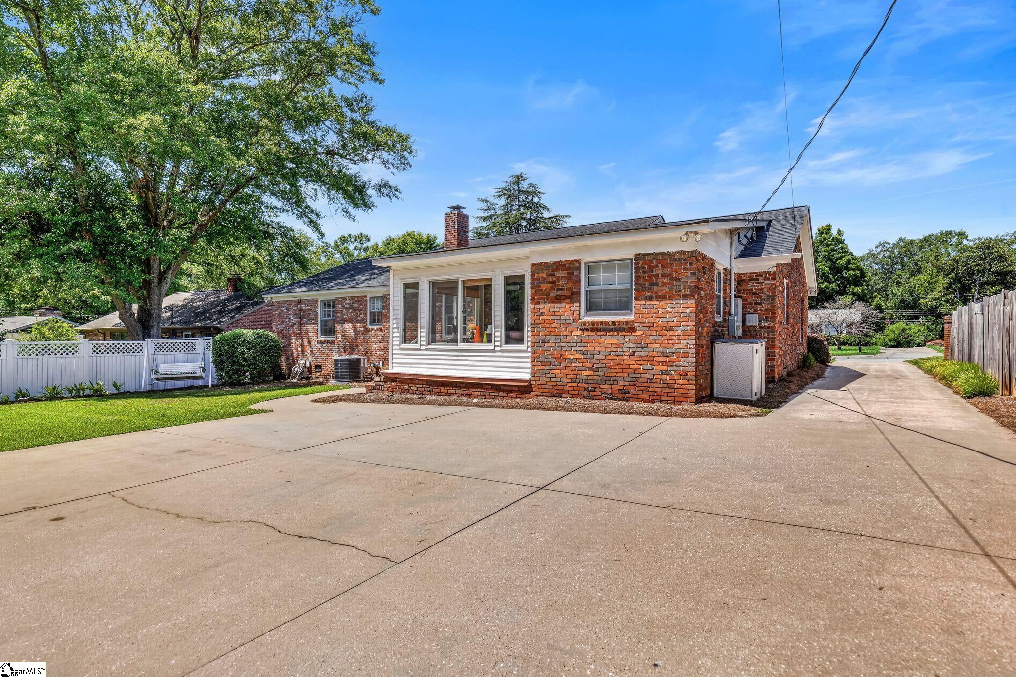 309 Dupre Drive Property Photo 33