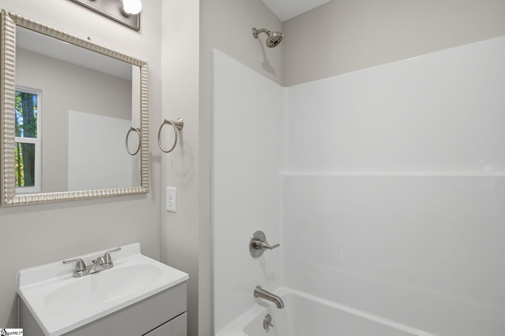 329 Amherst Drive Property Photo 21