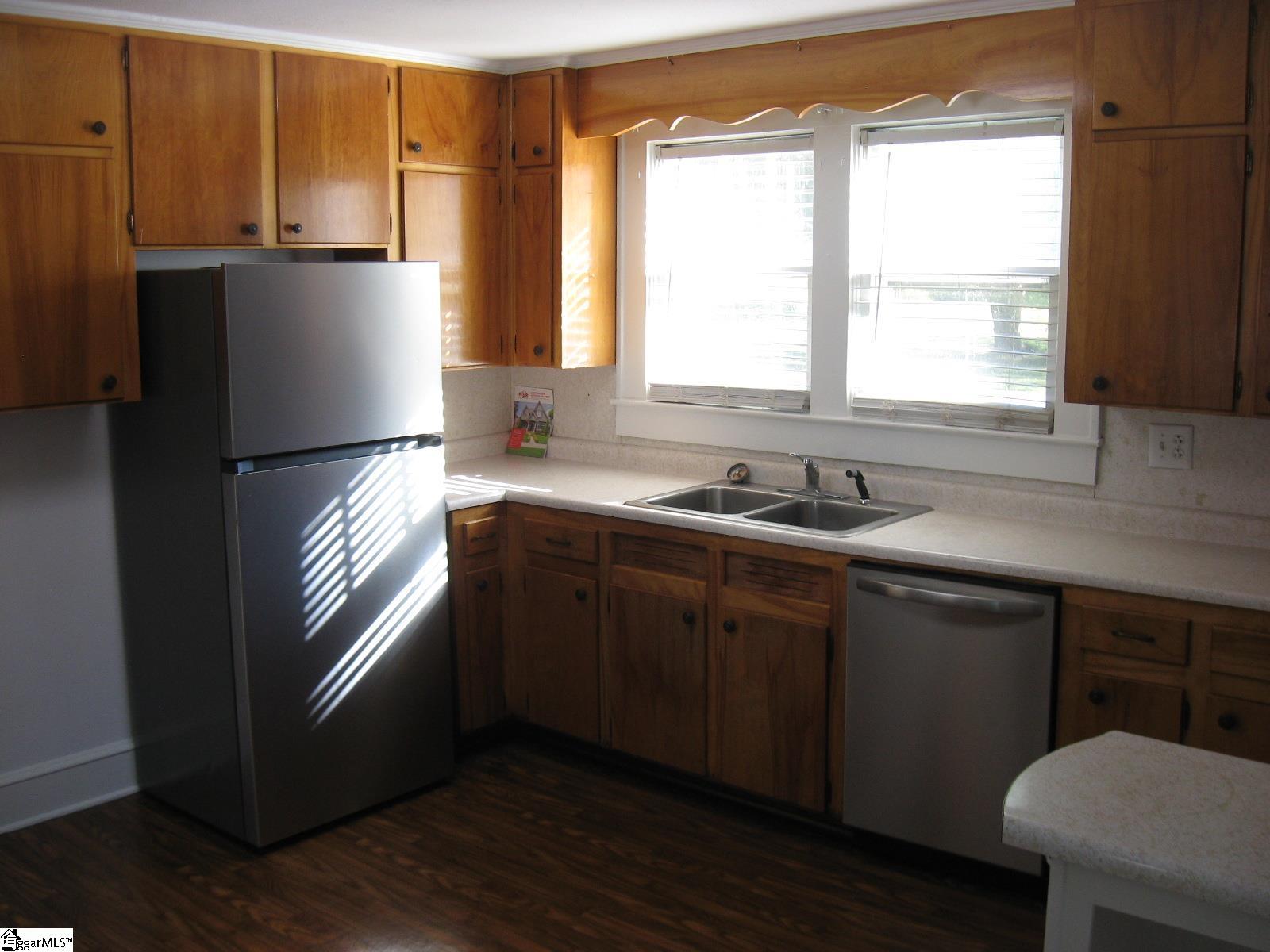 102 Oakland Avenue Property Photo 10