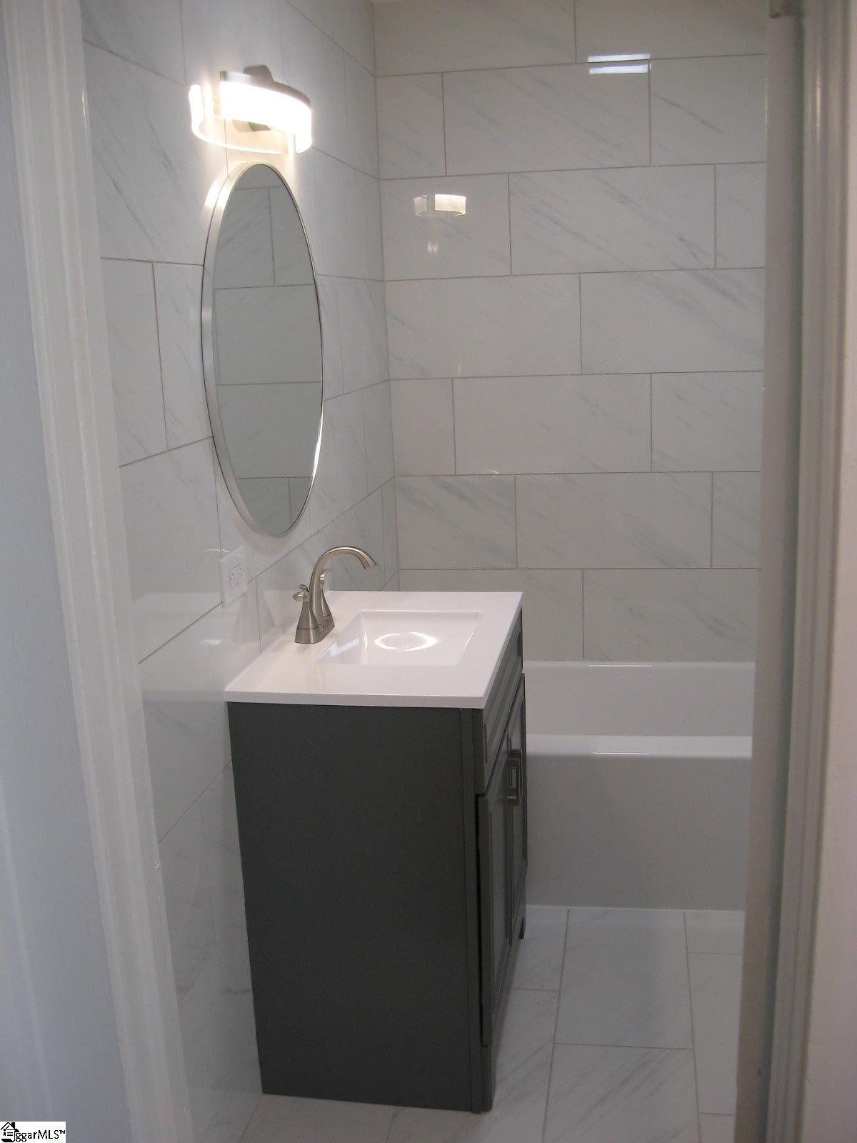 102 Oakland Avenue Property Photo 11