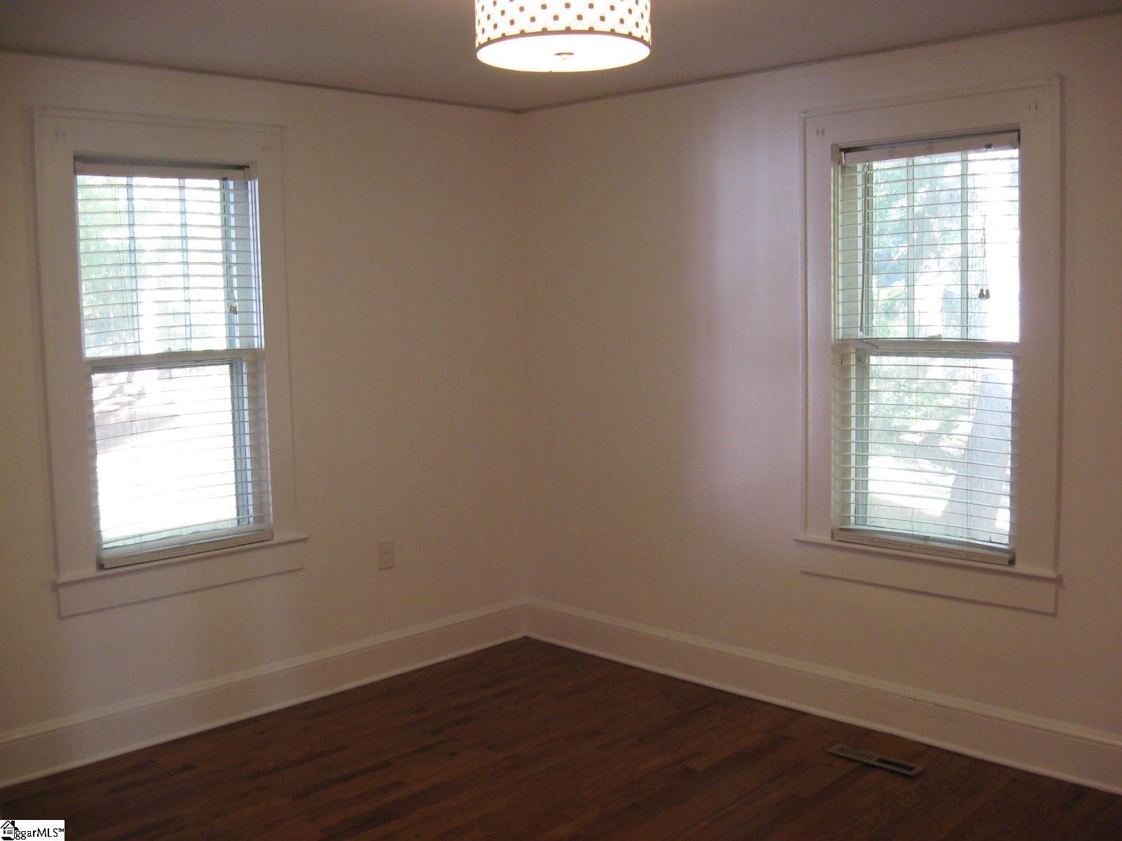 102 Oakland Avenue Property Photo 15