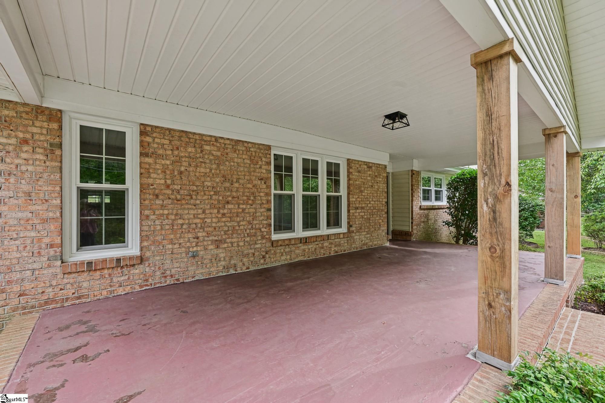 202 Elmhurst Road Property Photo 5